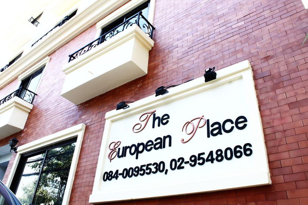 The European Place Bangkok Extérieur photo